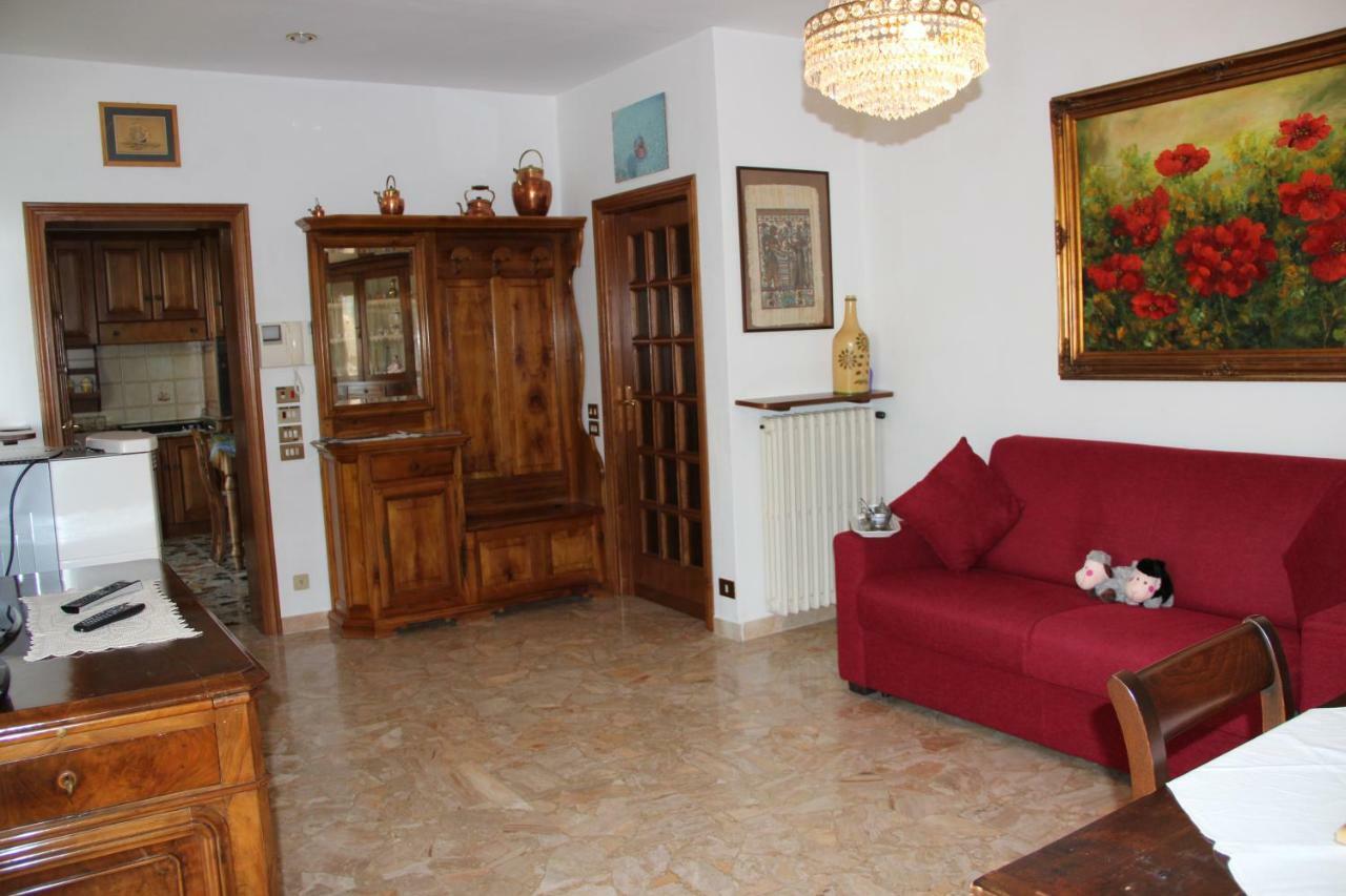 Le Coccole Del Trasimeno Pension Tuoro sul Trasimeno Buitenkant foto